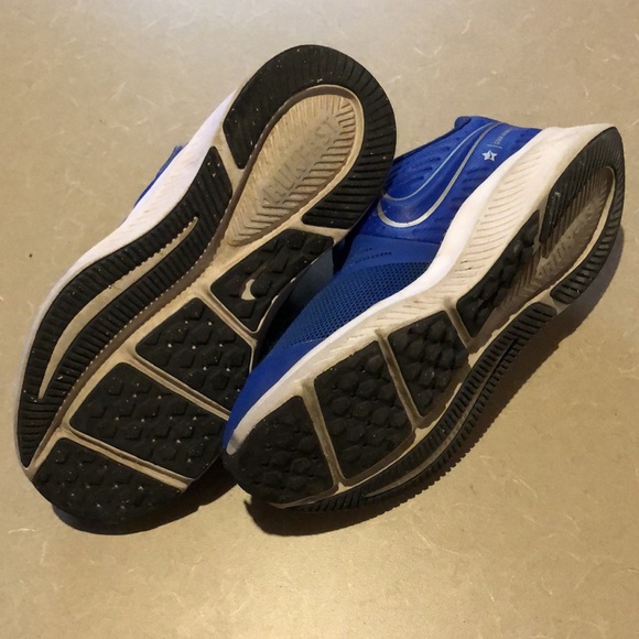 Boys size 11 running shoes - Picture 6 of 8